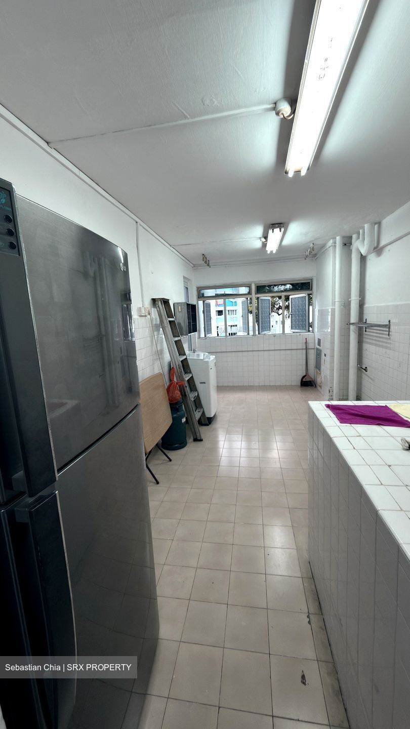 Blk 327 Hougang Avenue 5 (Hougang), HDB 3 Rooms #575875371